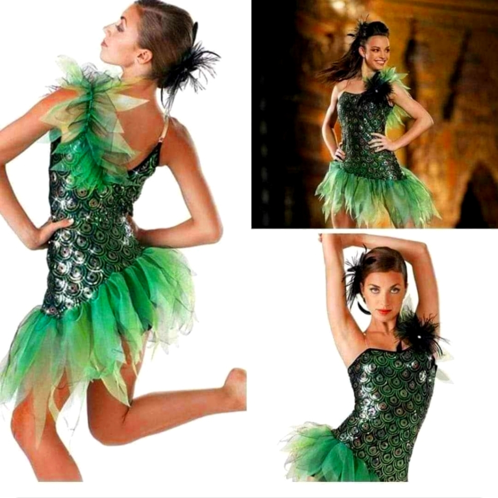 Costume